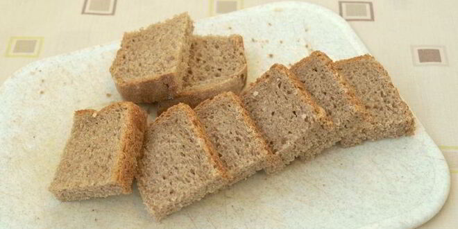 Рецепт канапе с сельдью и свежим огурцом