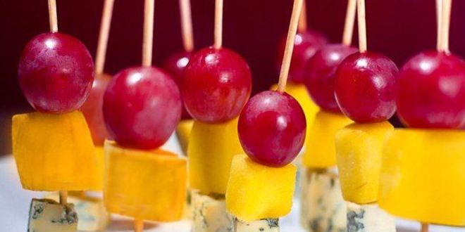 Рецепт канапе с виноградом