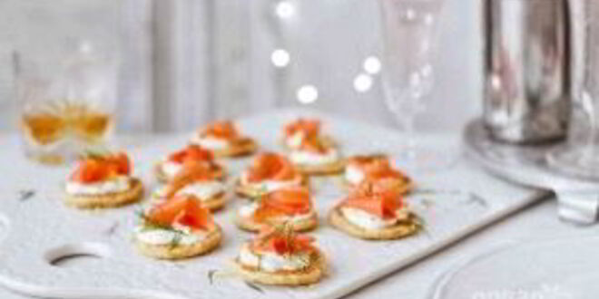 Рецепт новогодних канапе с семгой