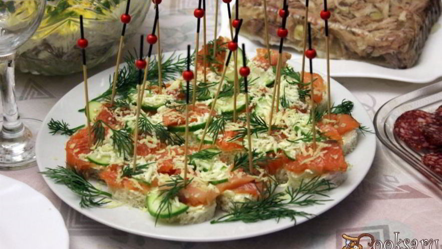 Рецепт праздничных канапе с форелью