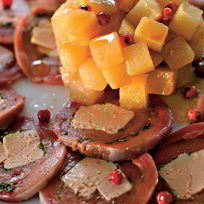 Карпаччо из утки с фуа-гра и грушами