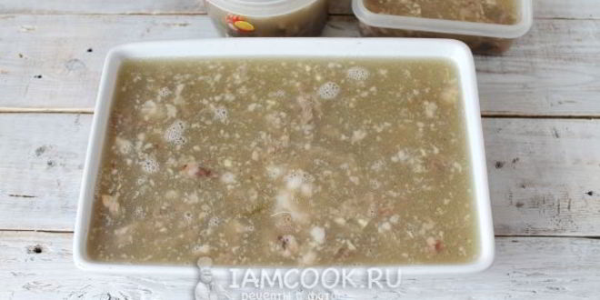 Рецепт холодца из куриных желудков и свиных ножек