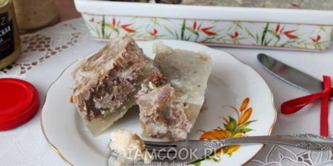 Рецепт холодца из куриных желудков и свиных ножек