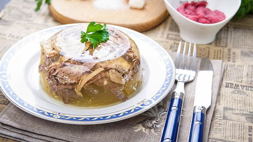 Рецепт холодца из свиной рульки и курицы