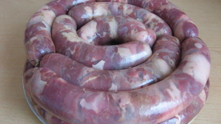 Рецепт колбасы домашней пряной