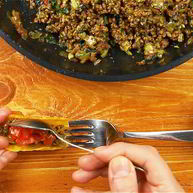 Рецепт Мексиканской закуски в сыре