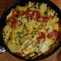 Рецепт Фриттаты с картофелем, сладким перцем и зеленым луком
