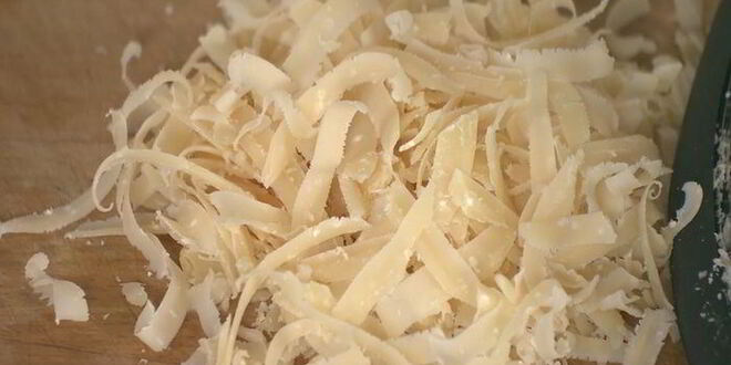 Рецепт фриттаты с картофелем, сладким перцем и зеленым луком