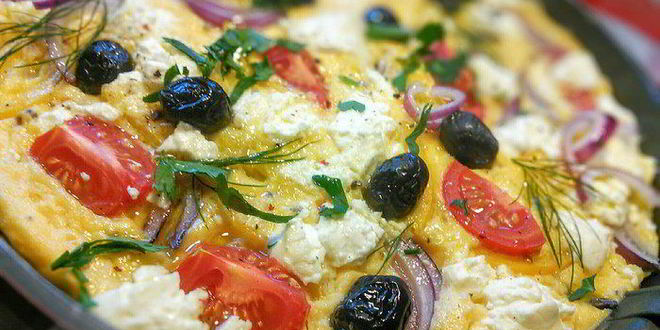 Рецепт омлета по мотивам греческого салата