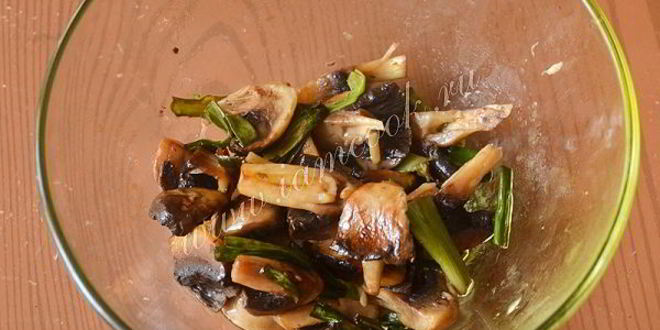 Рецепт омлета с грибами по-испански