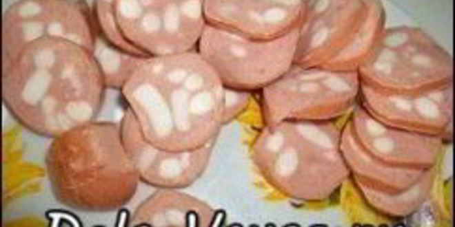 Рецепт омлета с картошкой, сосисками, зеленью и плавлеными сырками в духовке