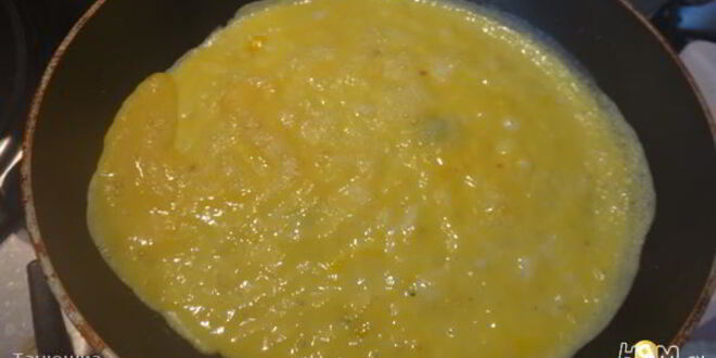 Рецепт омлета со шпинатом и беконом