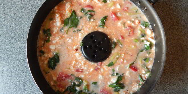 Рецепт творожного омлета с зеленью и овощами