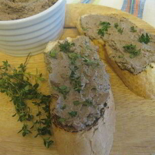 Рецепт Французского паштета с куриной печенкой и шампанским
