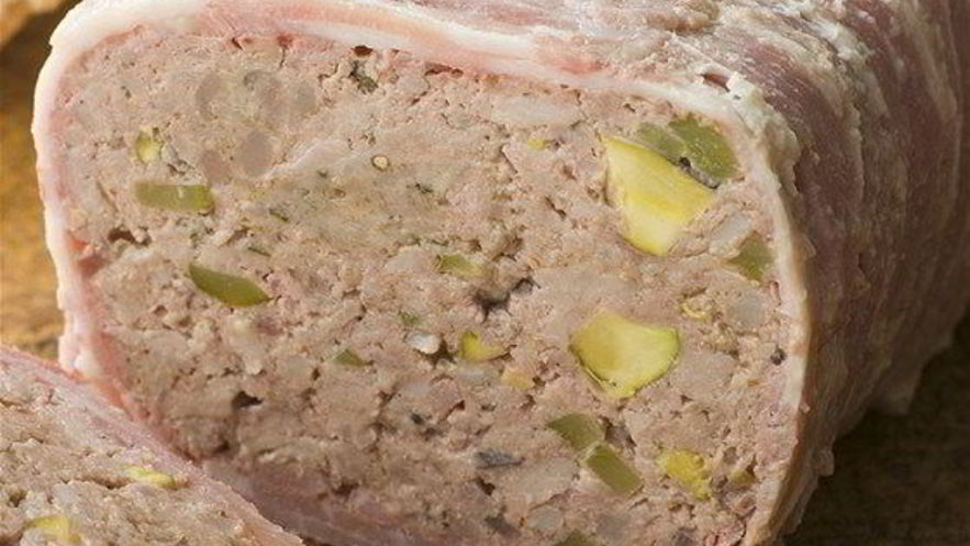 Рецепт мясного паштета с фисташками