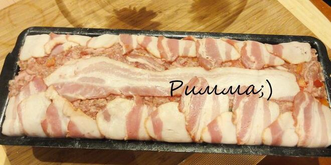 Рецепт мясного паштета с вялеными томатами, перепелиными яйцами и фисташками