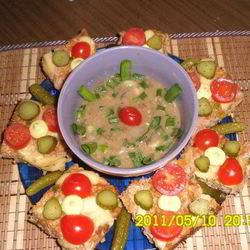 Рецепт Мясных паштетик с рисом и зеленым горошком