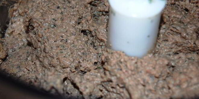 Рецепт нежного паштета из куриной печени с грибами