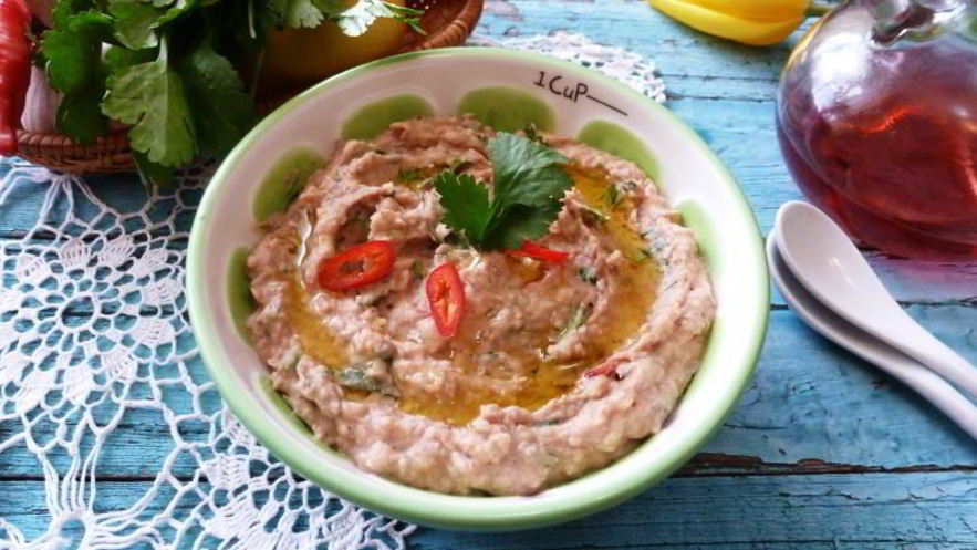 Рецепт паштета из фасоли с кинзой и паприкой