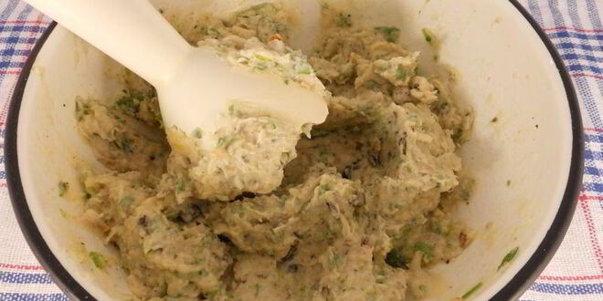 Рецепт паштета из фасоли с луком и оливками