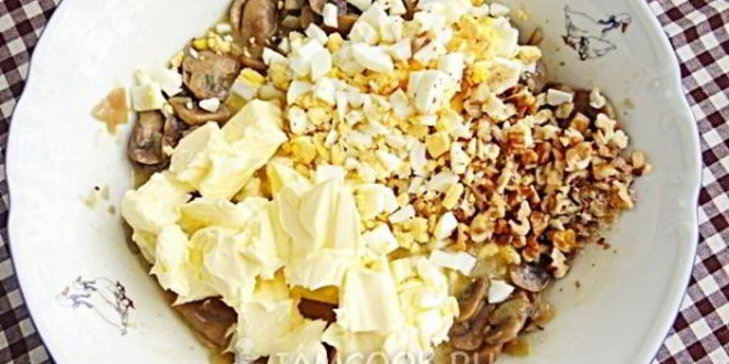 Рецепт паштета из шампиньонов с грецкими орехами