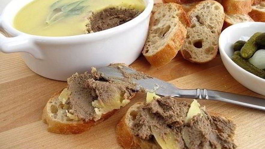 Рецепт паштета из тушенки