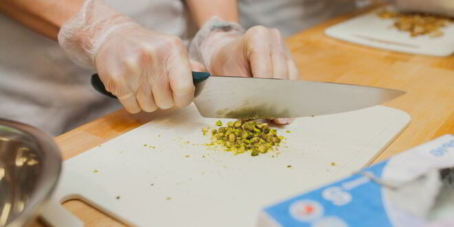 Рецепт паштета куриного на гренках