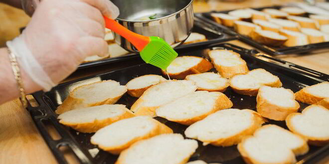 Рецепт паштета куриного на гренках