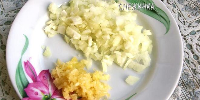 Рецепт сырного паштета из цукини с миндалем