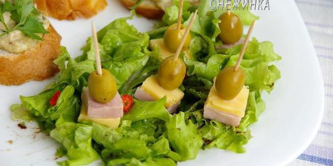 Рецепт сырного паштета из цукини с миндалем