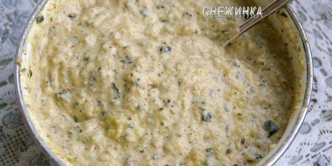 Рецепт сырного паштета из цукини с миндалем