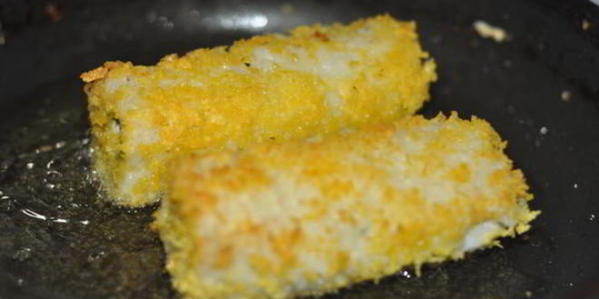 Рецепт горячих роллов в панировочных хлопьях