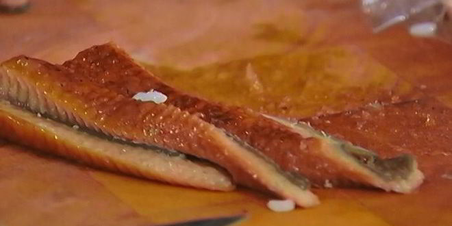 Рецепт роллов с угрем, авокадо и огурцом