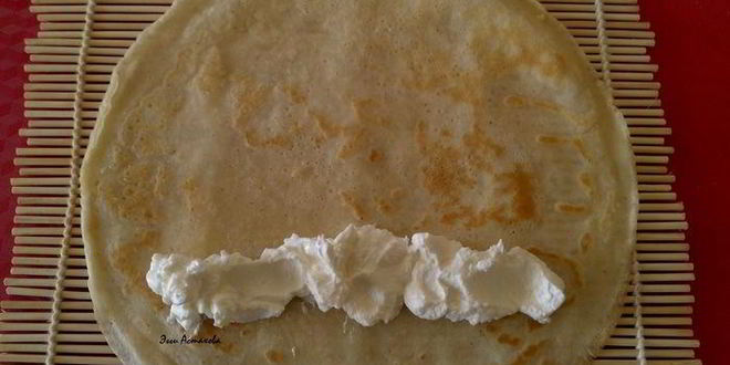 Рецепт сладких блинных роллов три вкуса с соусами