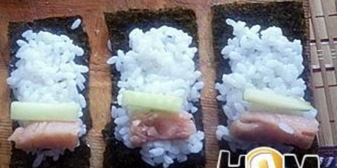 Рецепт запеченных роллов с красной рыбой