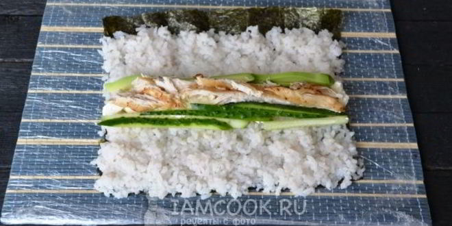 Рецепт запеченных роллов с курицей