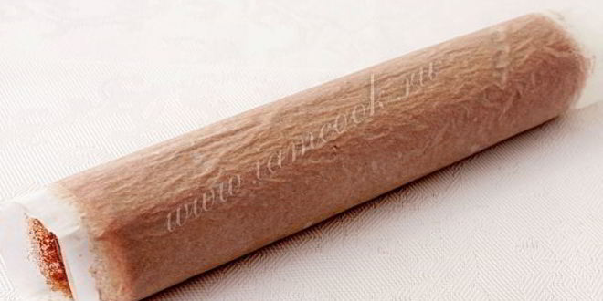 Рецепт бисквитного рулета с клубникой