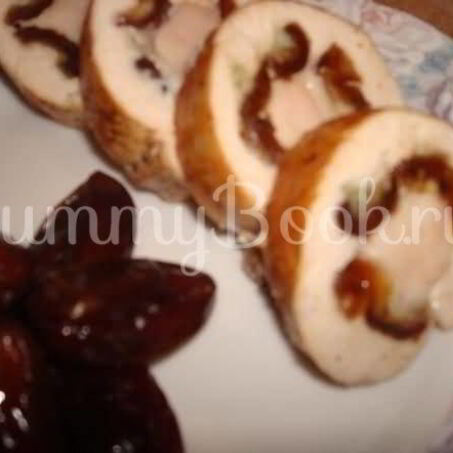 Рецепт Куриного рулета с финиками