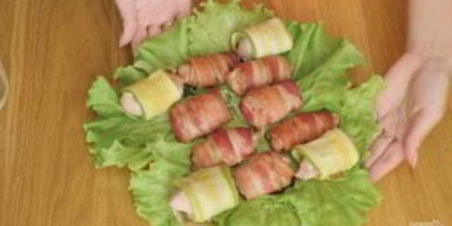 Рецепт куриных рулетиков с беконом и кабачком