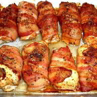 Рецепт Куриных рулетиков со сливочным сыром в беконе