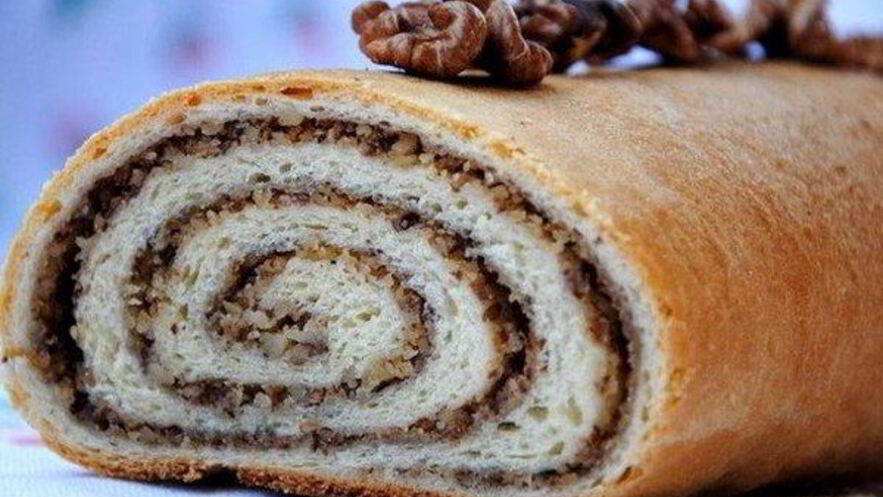 Рецепт макового рулета с орехами к чаю