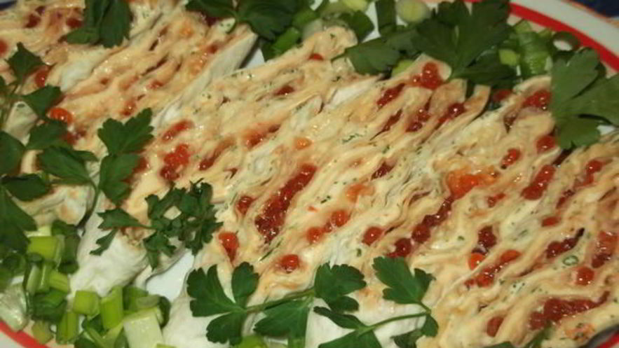 Рецепт мини-рулетиков из лаваша