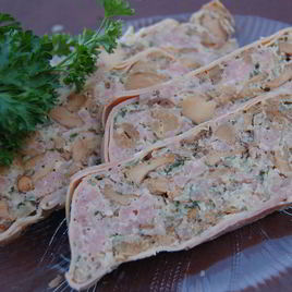 Рецепт Мясного рулета с лисичками