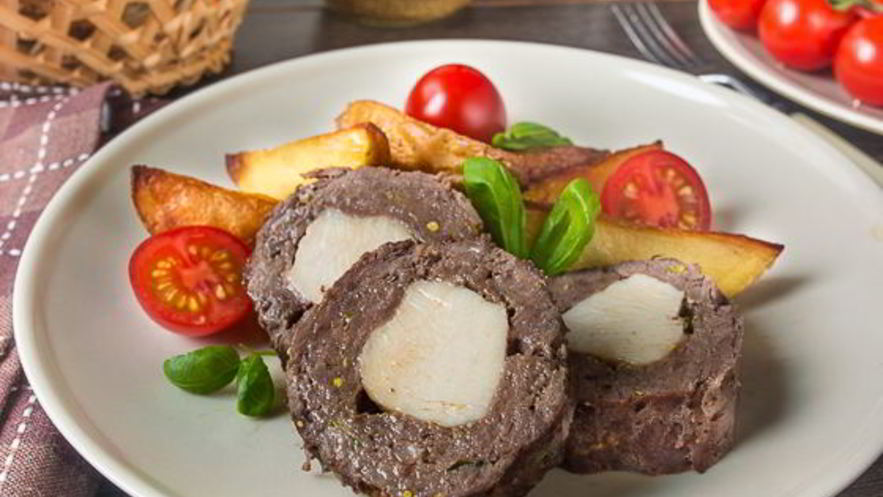 Рецепт рулета из говядины с курицей