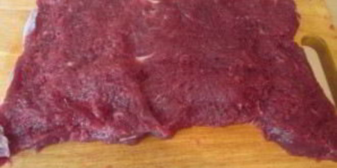 Рецепт рулета из говядины с моцареллой