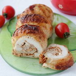 Рецепт Рулета из курицы с аджикой