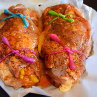 Рецепт Рулета из свинины, запеченный с томатами и сладким перцем