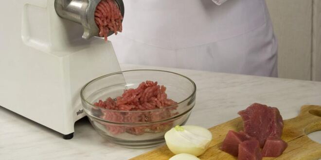 Рецепт рулетиков со свининой