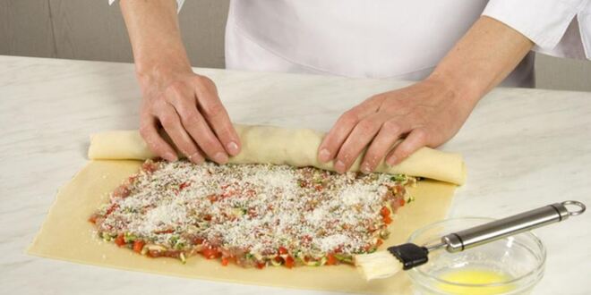 Рецепт рулетиков со свининой