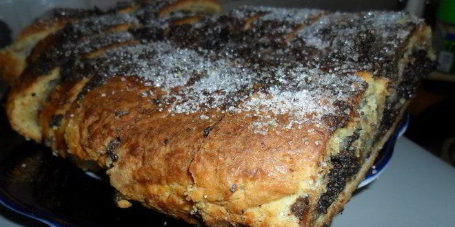 Рецепт творожного рулета с маком и шоколадом